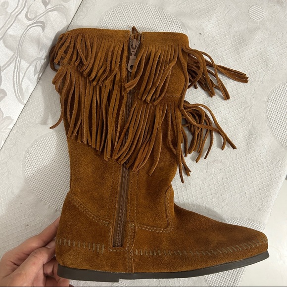 Minnetonka Chestnut Suede Fringe Calf Length Boots - Picture 10 of 10